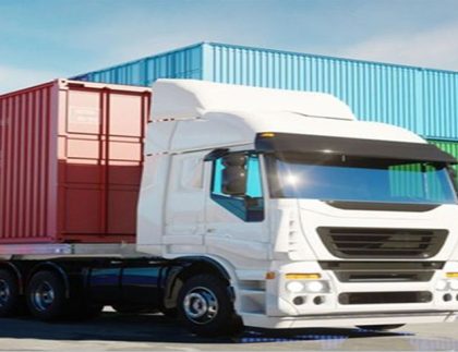 Road Freight Services in Dubai: What Are the Opportunities and Challenges?