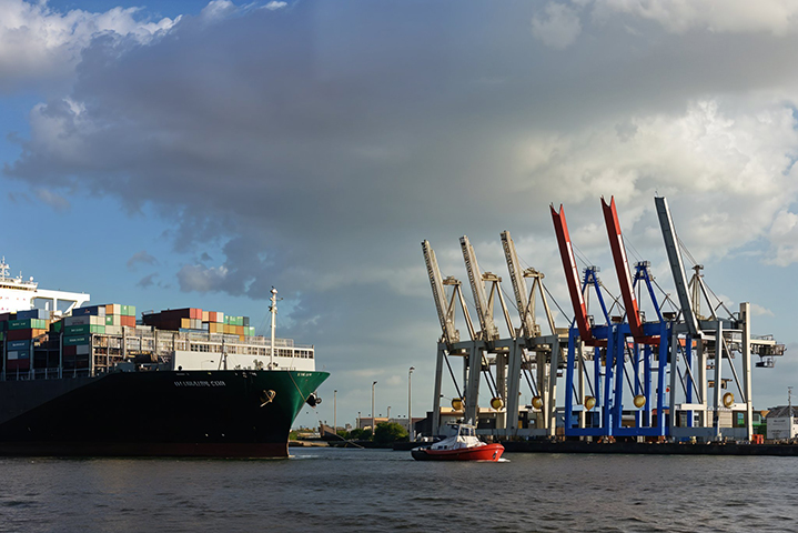 Cross-Border Shipping: The Backbone of Global Trade and Commerce